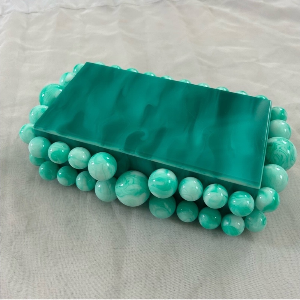 Acrylic clutch bag from Amazon similar to Cult Gaia